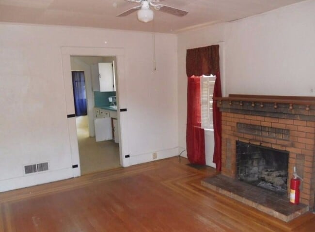 Photo - Perfect Midtown Location