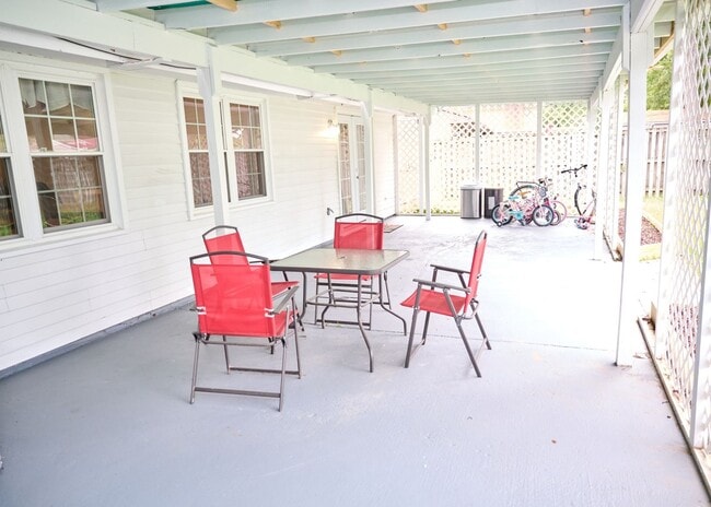 Photo - 1314 Harwich Dr