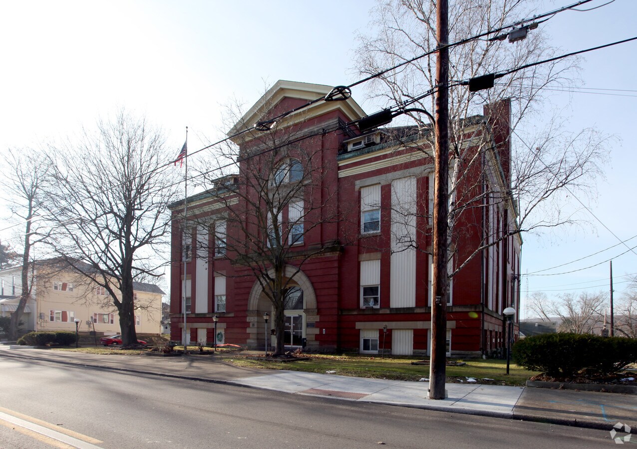 Washington Manor - Washington Manor