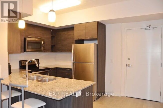 Photo - 251 Hemlock St Unité 504