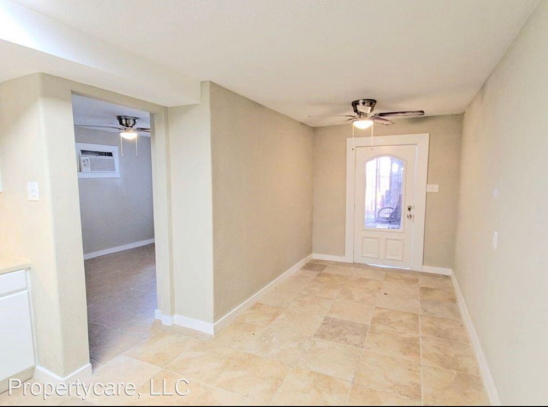 Front entrance - 116 Frawley St (Houston, TX)