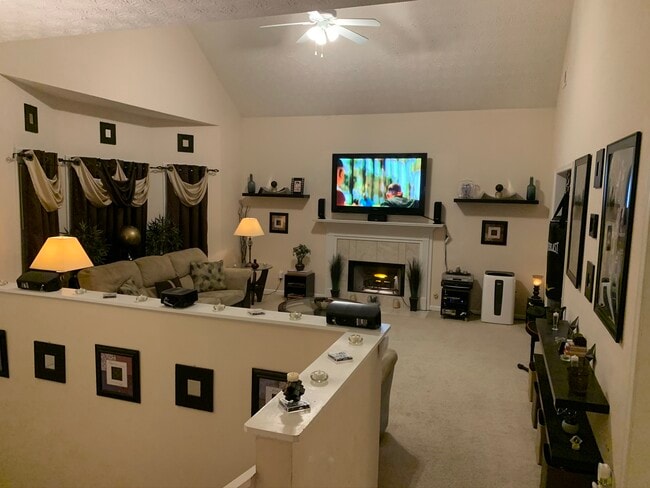 Photo - 1866 Whitley Rd