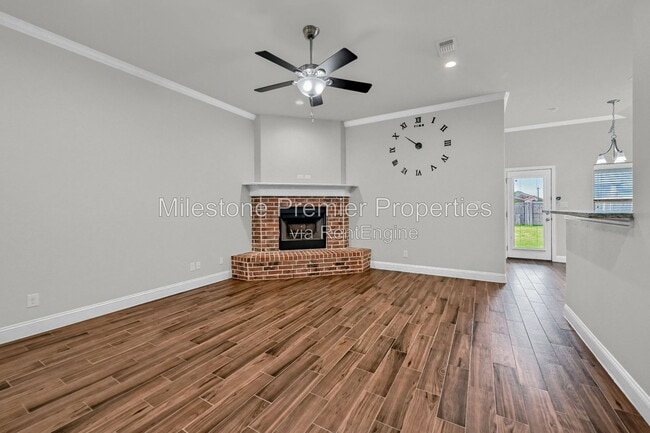 Photo - 3418 Ballam St