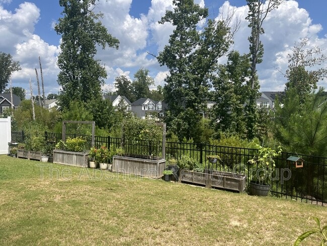 Photo - 1511 Woodland Knl Ct