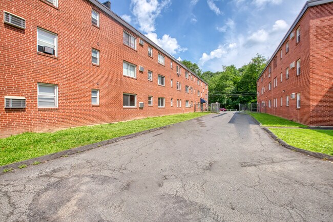 Photo - 285 Westland St Unit 275 B2