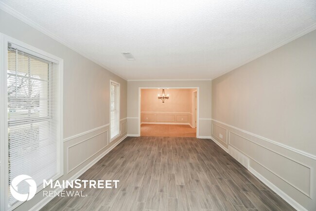 Photo - 7592 Millbridge Dr