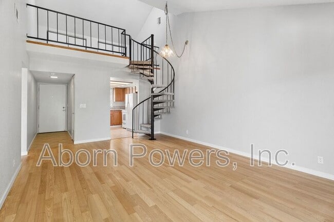 Photo - 3180 Country Club Dr