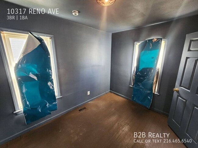 Photo - 10317 Reno Ave