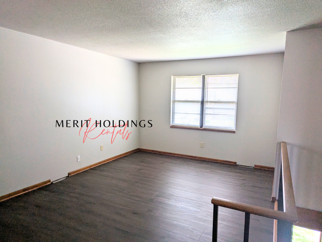 Living Room - 1427 S Haden Ct Townhome