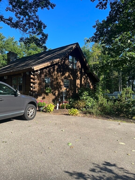 Photo - 26 Powwow River Rd