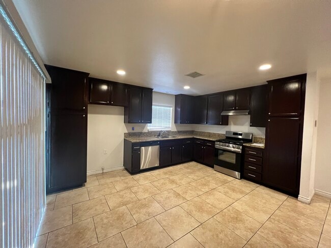 Photo - 12541 Softwind Dr