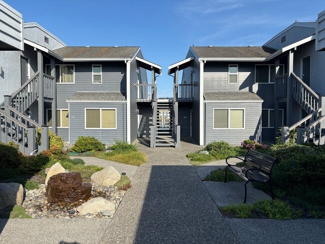 Building Photo - 2001 Skyline Way Unit Interbay | Skyline Way, 2001  105 Rental