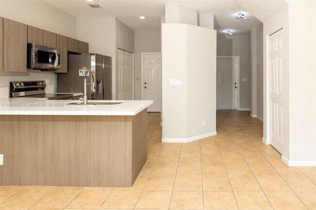 Photo - 5662 Enclave Pl