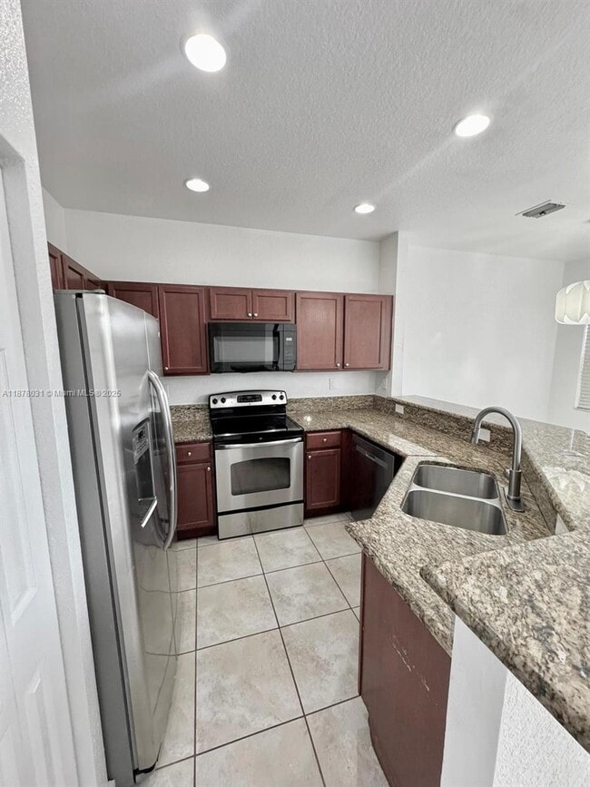 Photo - 4260 SW 164th Ct