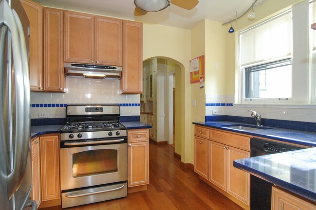 Photo - The Narragansett