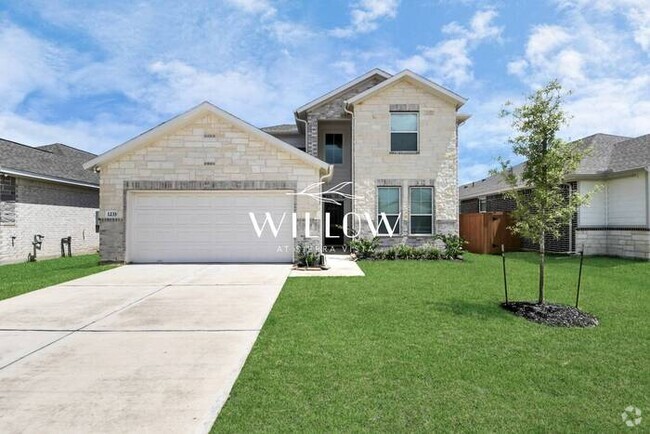 Building Photo - Spacious 4-Bedroom Home – 6 Weeks FREE Rent!