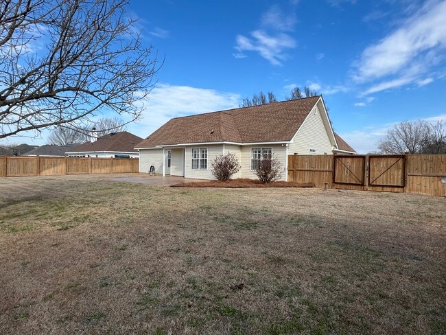 Photo - 232 Spring Chase Cir