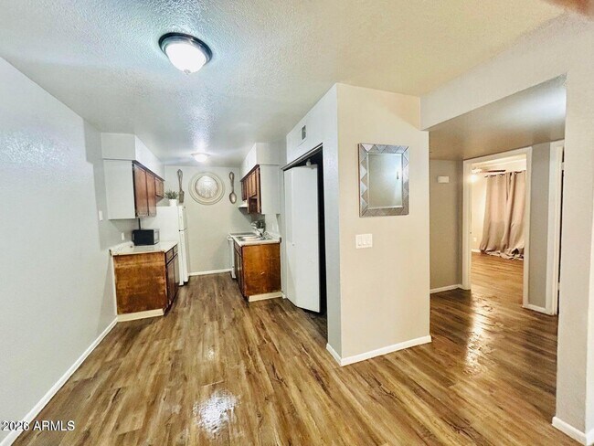 240 S Doran Unit 4
