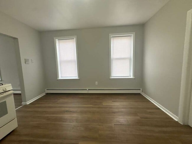 Photo - 886 Dixwell Ave Unit 2L