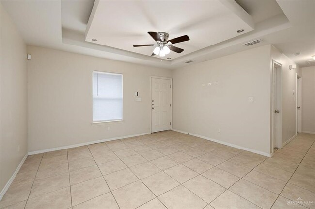 Photo - 9 Taxco Ct Unit 3