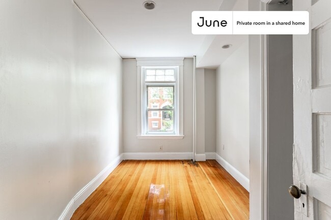 Photo - Room in Shared 4 bed/2 bath home Unidad C