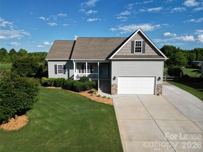 Building Photo - 141 Logan Ridge Dr