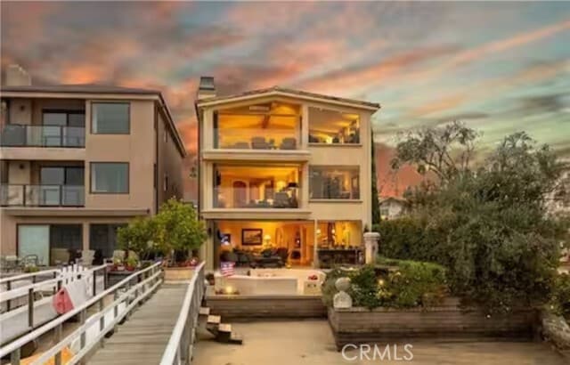 Photo - 900 E Balboa Blvd