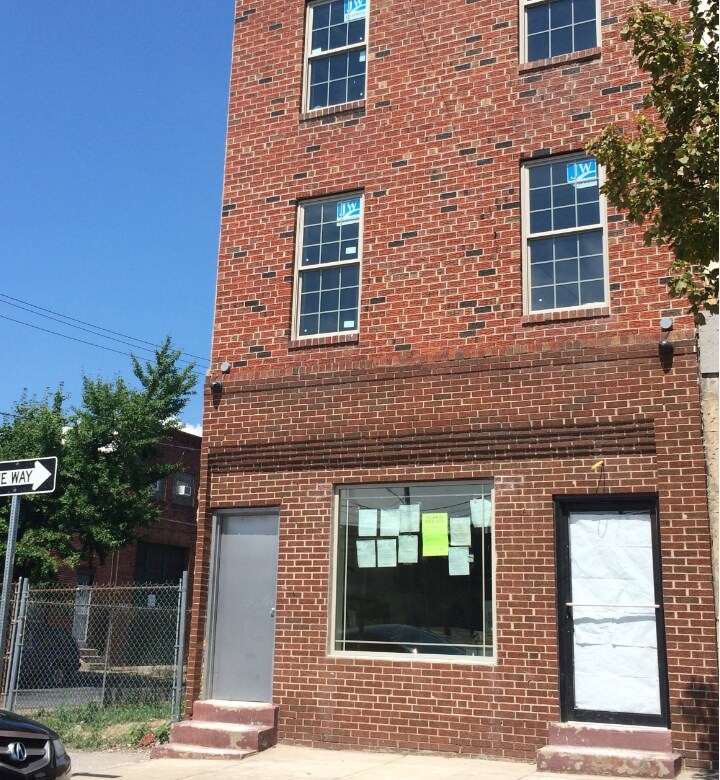 Photo - 2534 Amber St