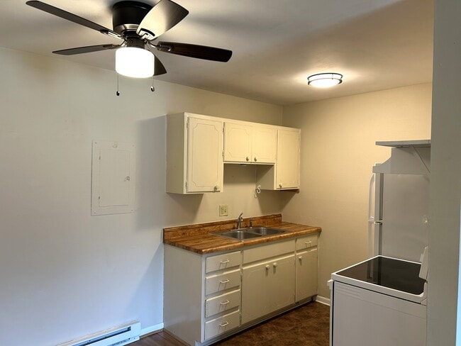 Photo - 2134 Fairfax Ave