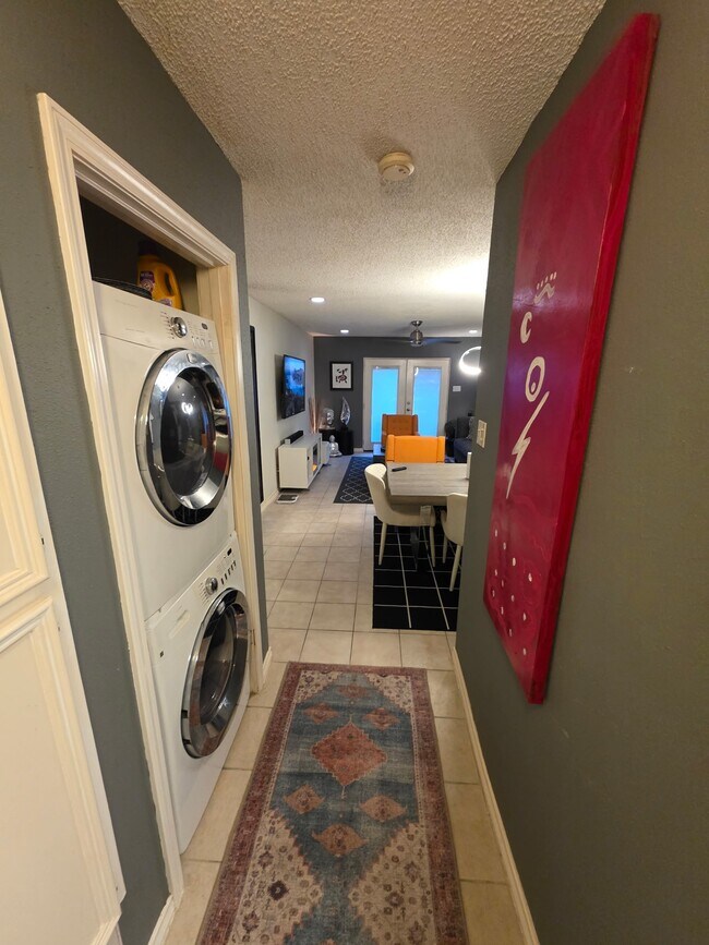 Photo - 3131 Southwest Fwy Unit B17