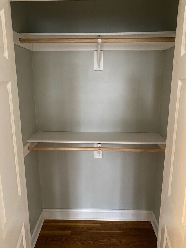 Meadowbrook Gardens Apartments Cedar Grove, NJ