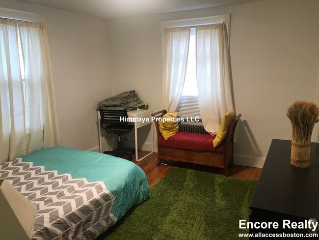 Photo - 136 Burget Ave