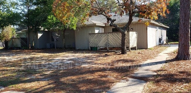 Building Photo - 3409 Green Briar Cir Unit Apt 2