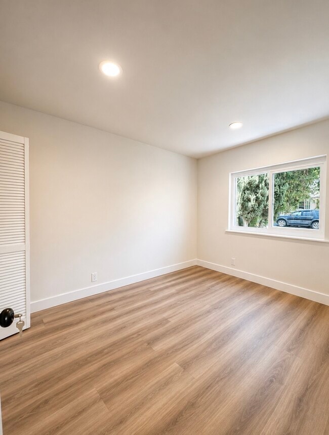 Photo - 1124 Kewen St