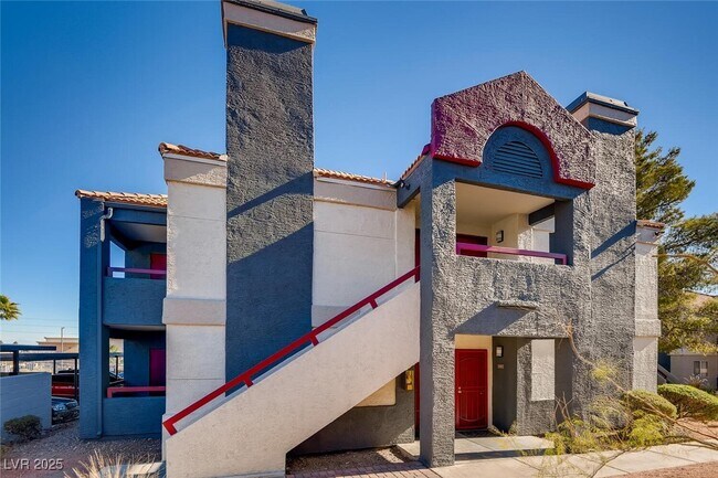 Photo - 8600 W Charleston Blvd Unidad 2017 Rental