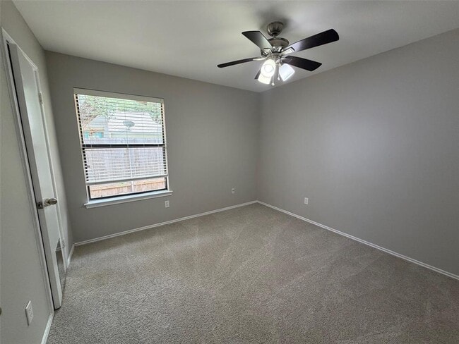 Photo - 8009 Tuscarora Trail