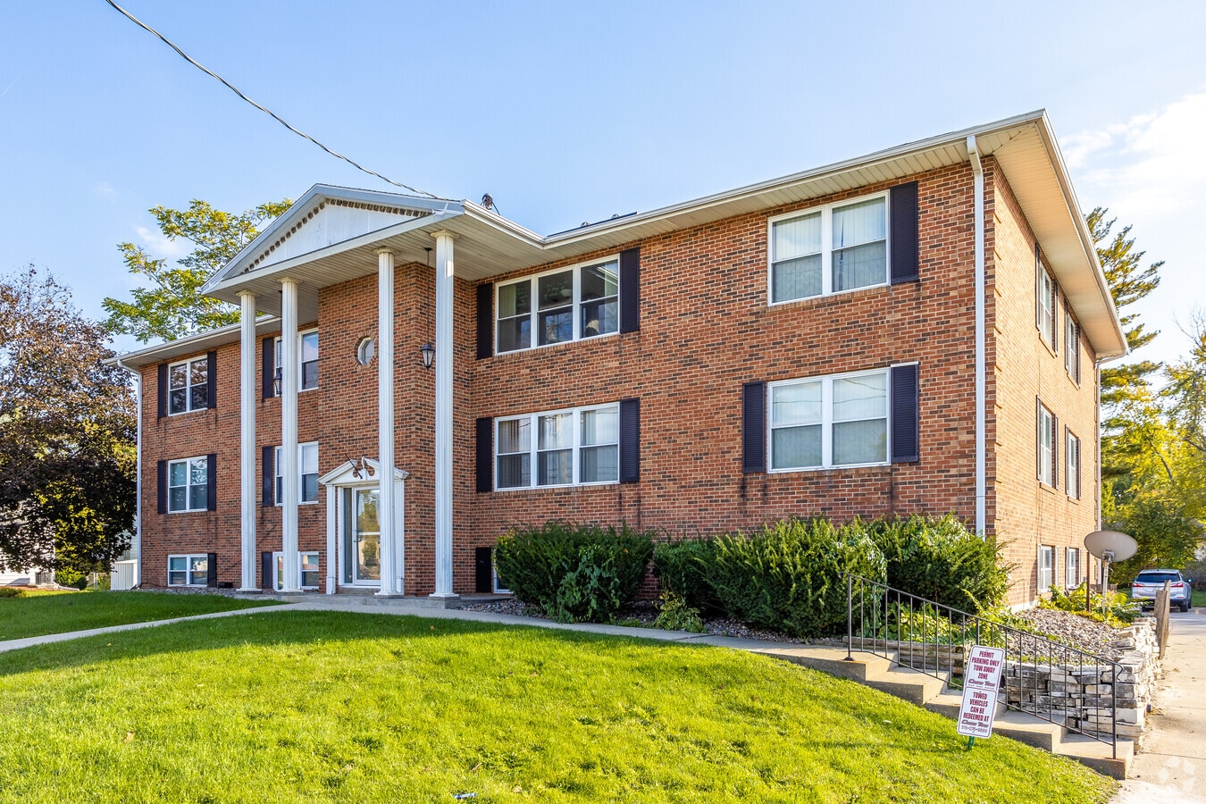 Photo - 5616 Hickman Rd