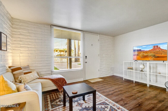 Photo - 3737 E Turney Ave Unit 116
