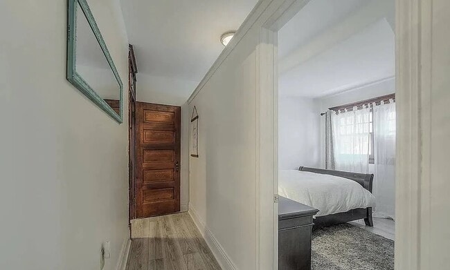 Photo - 3784 Washington St