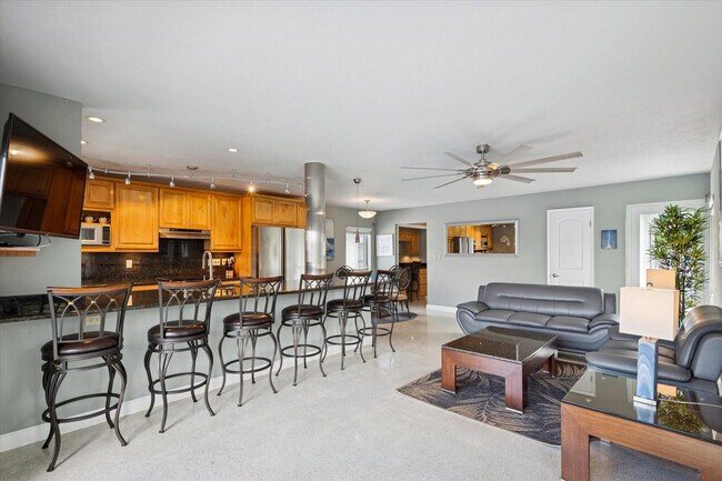 Photo - 561 Bayshore Dr Unit 1