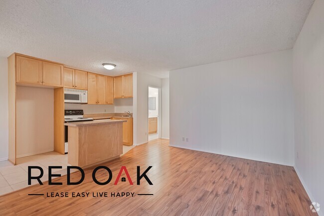 Building Photo - Deluxe One Bedroom with Beautiful Hardwood... Unit 310 Rental