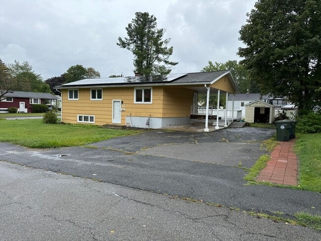 Building Photo - 57 Marlton Dr Rental