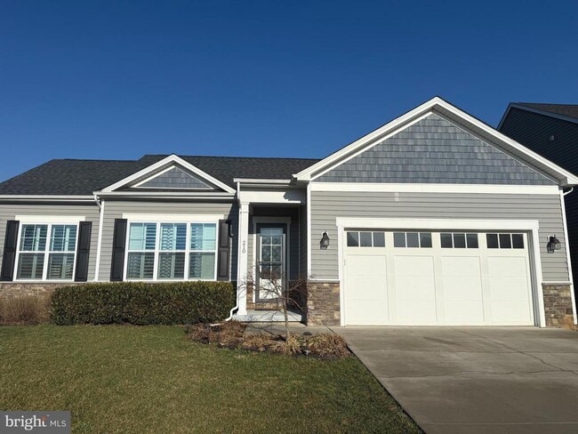 210 Aylesbury Ln
