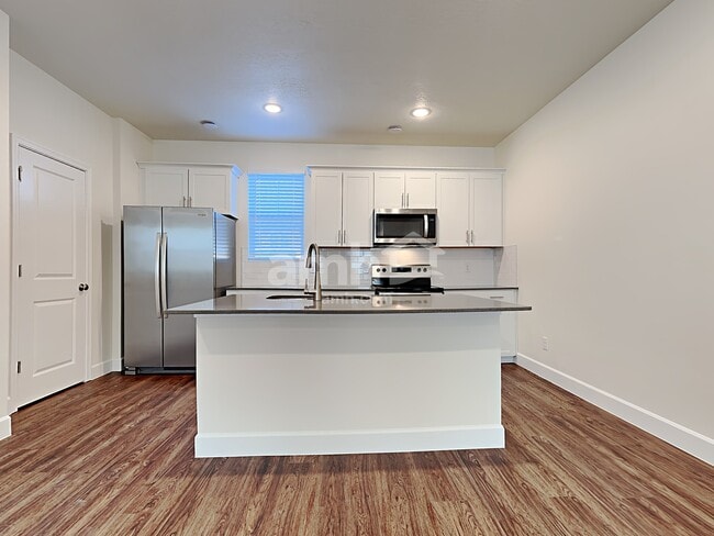 Photo - 11091 S Blue Bayou Dr