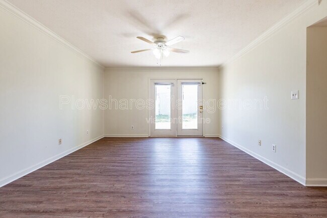 4406 S Brook St Unit 27