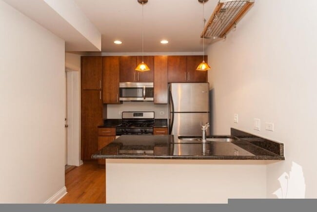 Photo - 1 bedroom in Chicago IL 60613 Unidad 1634-1