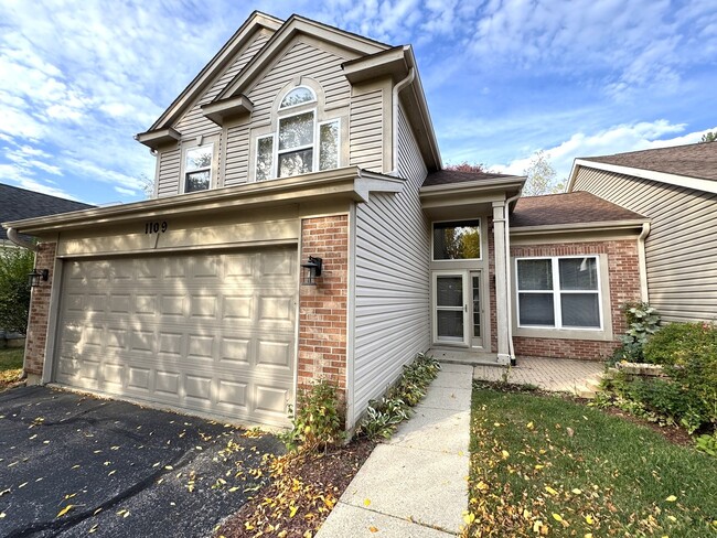 Building Photo - 1109 Blackburn Dr