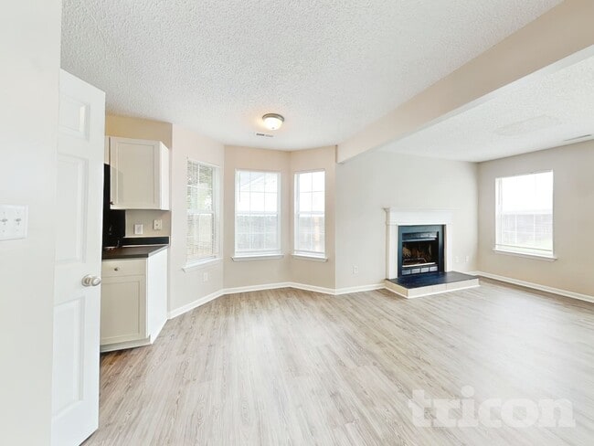 Photo - 11136 White Stag Dr