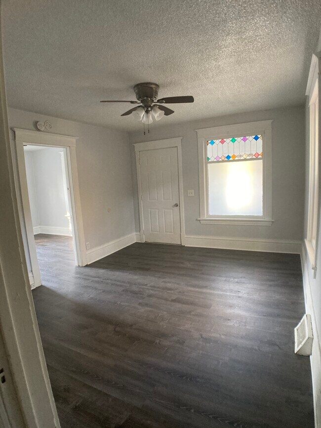 Photo - 412 24th Ave NE Unidad 1