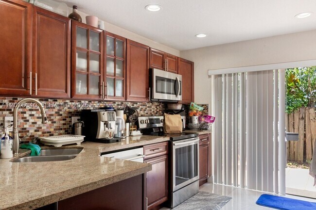 Photo - 5605 NW 109th Ave Unit 71